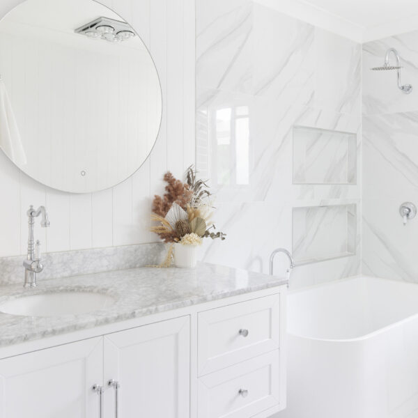 Wall Hung vanity in White with Carrara Marble